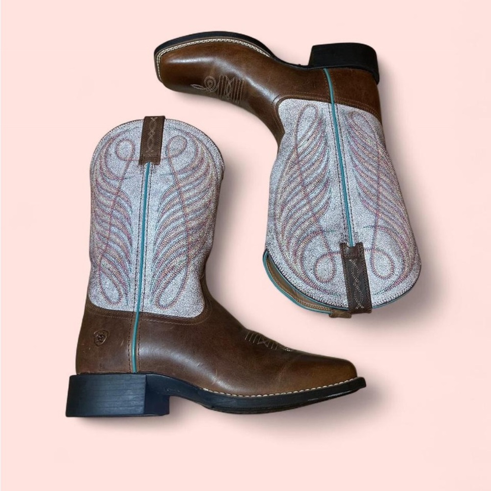 Ariat Brown Leather Western Boots with White and Turquoise Stitching